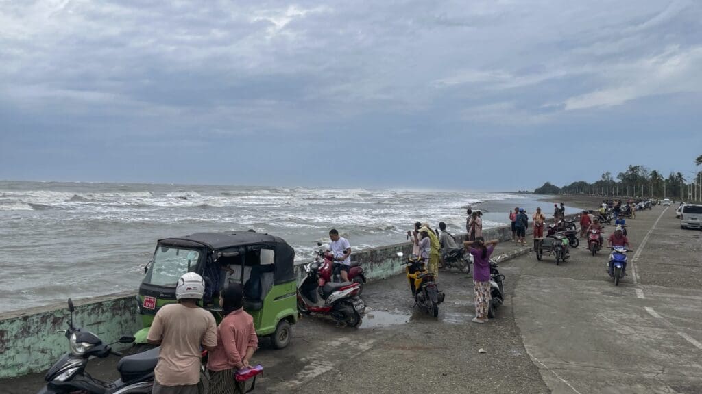 Cyclone Mocha: Flights suspended, thousands evacuated as Bangladesh, Myanmar brace for landfall